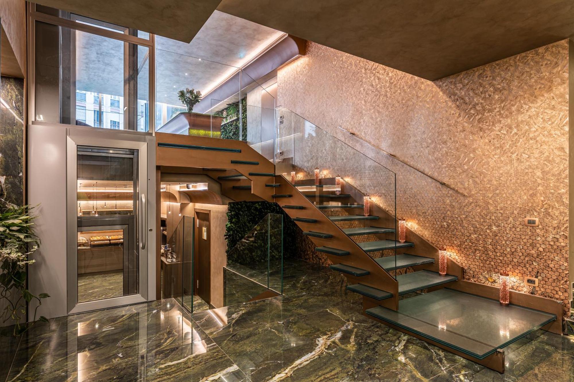 Hotel Ariston, Milan
